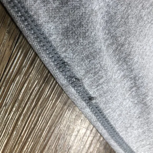 Gymshark Dry Leggings Size Small Gray Pink - Picture 8 of 8